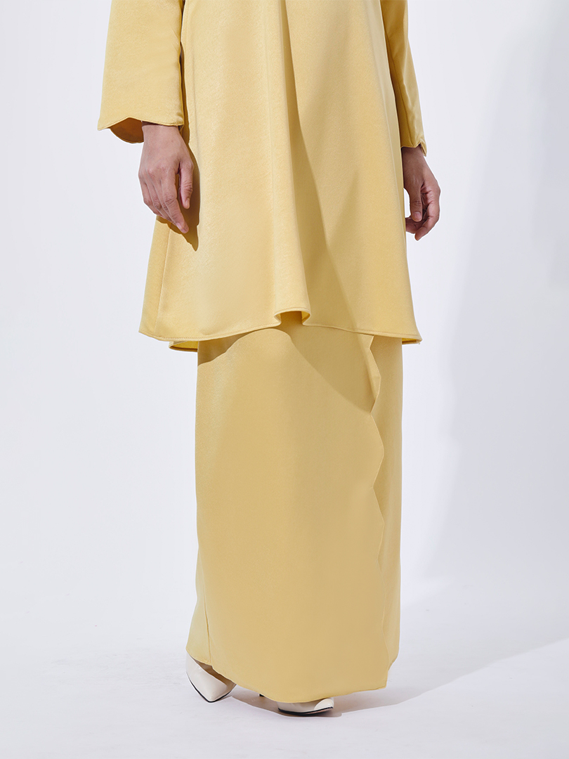 Zahra Scallop Kurung Custard Yellow | #NAFASBARU RAYA 2024