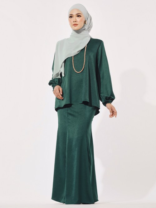 Dharyna Bishop Sleeve Kurung Emerald Green