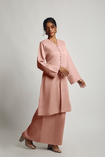 Damiaa Buttoned Kebaya Modern Rose Pink