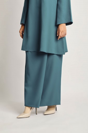 Gulinear Women Crepe Modern Kurung Pahang Turquoise Blue