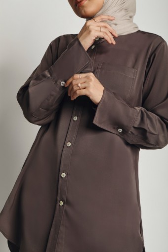 Nuura Women Matte Satin Shell Button Shirt Dark Brown