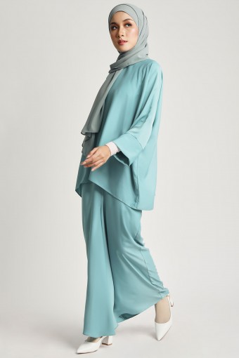 Yasmeen Drape Skirt Kurung Turquoise Green