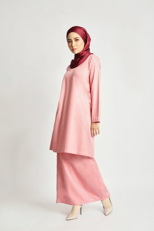 Naaila Women Cotton Modern Loose Kurung Pink